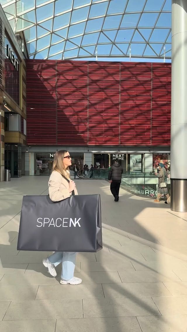 Watford, it’s almost time ✨ @spacenk is arriving at Harlequin 🗓️ Friday 10th April⏰ 10am – 8pm Join us on opening day and expect:🩷 A beauty treat for the first 100 customers with any purchase🩷 An exclusive goodie bag for the first 200 customers who spend £100 or more 🩷 A Lucky Dip prize when you spend £30 or more We can’t wait to welcome you!
