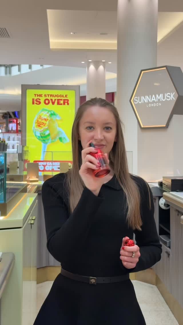 New signature scent unlocked 🔓😍@sunnamusk Amber Rose is a whole moment!Serving fruity fantasy all day… and we’re not coming out of it anytime soon 🍍🍋💖#scents #fragrance #sunnamusk #perfume #fresh